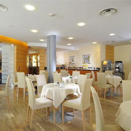Duca D'aosta Hotel 4*