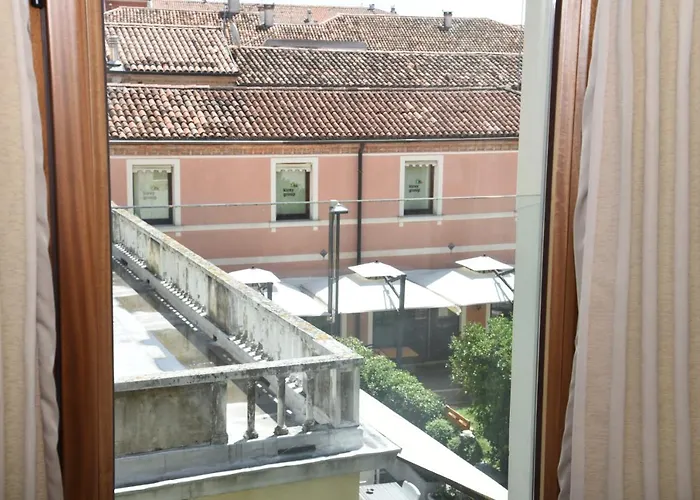 Отель Duca D'aosta Мольяно-Венето