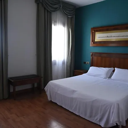 Duca D'aosta 4*