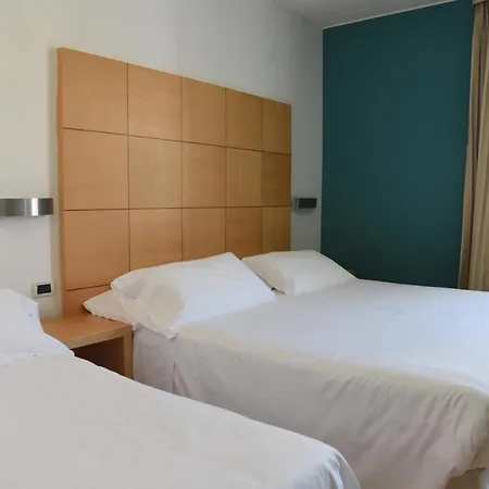 Duca D'aosta 4*