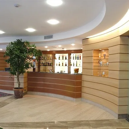 Duca D'aosta 酒店 4*