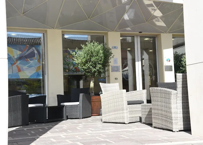 Duca D'aosta Hotel 4*